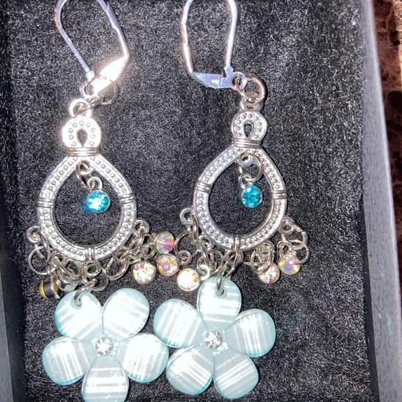 Handmade earrings - Picture 3 of 4